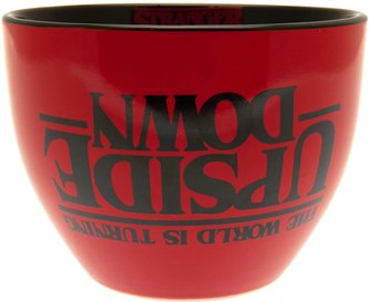 Keramický latte hrnek Stranger Things: World upside down (630 ml)