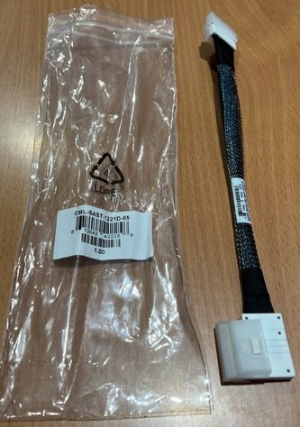 Supermicro [NR] Slimline x8 (LE) to Slimline x8 (STR),20CM,85 OHM,RoHS