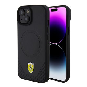 Ferrari PU Leather Bottom Carbon MagSafe Zadní Kryt pro iPhone 15 Black
