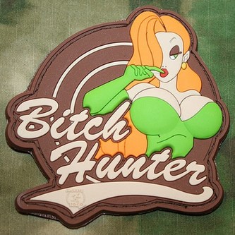 Nášivka BITCH HUNTER plast VELCRO MULTICAM