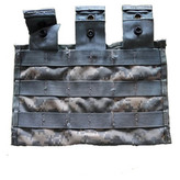 Sumka MOLLE II pro zásobníky 3x M4 ACU DIGITAL poškozená