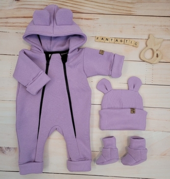Oteplený dětský overal bez šlapek s kapucí, čepička + botičky, 3D, Kazum, lila; 56 (1-2m)