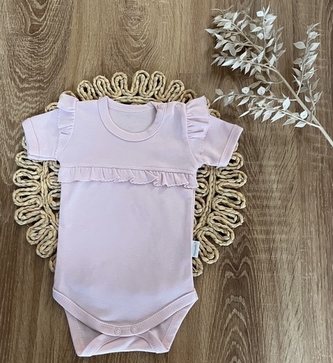 Dětské body, kr. rukáv Mamatti, zap. u krku, Puntík - pudrové s volánky, vel. 86; 86 (12-18m)