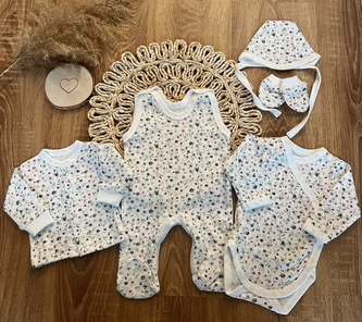 Soupravička do porodnice pro miminko Mamatti, Louka květinek; 50 (0-1m)