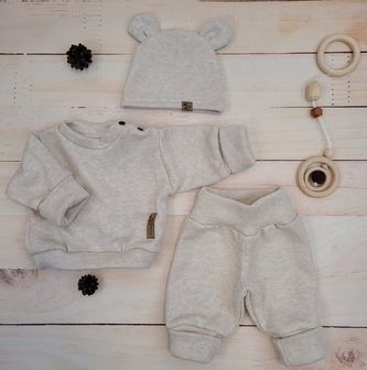 Pletená kojenecká sada 3D, svetřík, tepláčky + čepička Kazum, písková, vel. 74; 74 (6-9m)