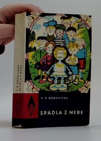 Spadla z nebe
