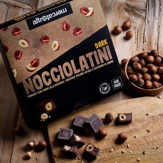 AltroMercato Pralinky Nocciolatini s celými oříšky v hořké čokoládě, 250 g