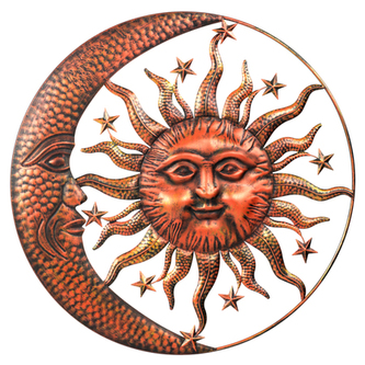 Slunce s měsícem, kovová nástěnná dekorace.