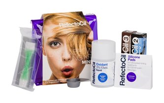 RefectoCil Eyelash And Eyebrow Tint barva na řasy 15 ml + barva na řasy 15 ml 2 + stabilizátor Oxidant 3% 100 ml + silikonové polštářky 2 ks + depilač. proužky 4 ks + mistička + taštička