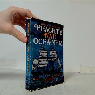 Plachty nad oceánem