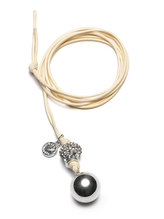 Proud MaMa Přívěšek mexická bola Bling creme ve stříbrné barvě 256