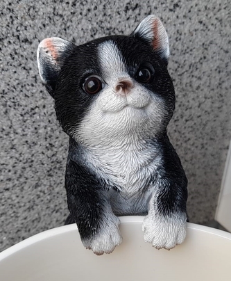 Kočka polyston závěsná strakatá