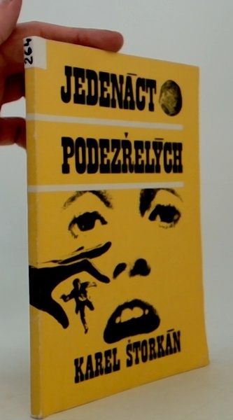 Jedenáct podezřelých