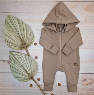 Dětský teplákový overal bez šlapek s odepínatelnou kapucí, bavlna, mocca, vel. 80; 80 (9-12m)