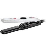 BaByliss PRO Cestovní žehlička na vlasy BabySleek 13 mm Cestovní žehlička na vlasy BabySleek 13 mm - Odstín bílá BAB2050E woman