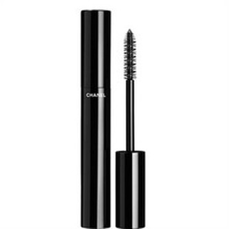 Chanel Voděodolná řasenka pro objem (Le Volume de Chanel) 6g Voděodolná řasenka pro objem (Le Volume de Chanel) 6g - Odstín 10 Noir woman