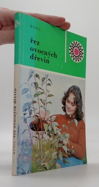Řez ovocných dřevin