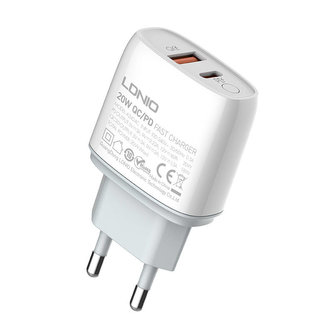 Nástěnná nabíječka LDNIO A2424C, USB + USB-C, PD + QC 3.0, 20W (bílá)