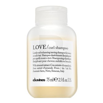 Vlasová kosmetika  v naší nabídce nese jména těch nejslavnějších kadeřnických značek. Šampony značky Davines z kolekce Essential Haircare byly vytvořeny pro vlnité a kudrnaté vlasy speciálně pro ženy. Tento kadeřnický zázrak má objem 75 ml.