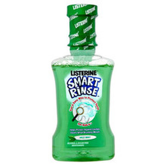 Listerine Dětská ústní voda s mentolovou příchutí Smart Rinse Mint 250 ml child