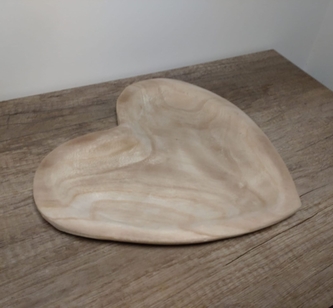 Tácek dřevěný srdce