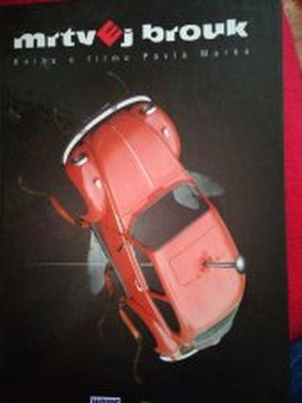 Mrtvej brouk kniha o filmu Pavla Marka