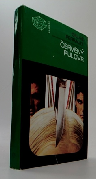 Červený pulovr