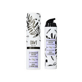 Oliv´ Jemné čisticí mléko na obličej (Gentle Cleansing Milk) Jemné čisticí mléko na obličej (Gentle Cleansing Milk) - Objem 30 ml woman