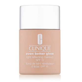Clinique Make-up pro rozjasnění pleti SPF 15 Even Better Glow (Light Reflecting Makeup SPF 15) 30 ml Make-up pro rozjasnění pleti SPF 15 Even Better Glow (Light Reflecting Makeup SPF 15) 30 ml - Odstín 58 Honey woman