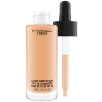 MAC Tekutý make-up Studio Waterweight SPF 30 (Foundation) 30 ml Odstín NC40 woman