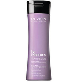 Revlon Professional Hydratační šampon pro kudrnaté vlasy Be Fabulous Texture Care (Cream Curl Defining Shampoo) Hydratační šampon pro kudrnaté vlasy Be Fabulous Texture Care (Cream Curl Defining Shampoo) - Objem 1000 ml woman