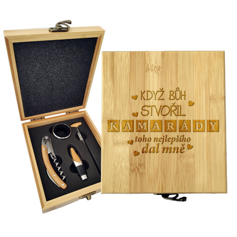 Dárková sada na víno Když Bůh stvořil kamarády: 147×168×49 mm