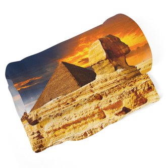 Deka Pyramidy: 190x140 cm