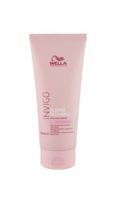 Wella Professionals Kondicionér pro oživení studených odstínů blond vlasů Invigo Blonde Recharge (Cool Colour Refreshing Conditioner Kondicionér pro oživení studených odstínů blond vlasů Invigo Blonde Recharge (Cool Colour Refreshing Conditioner - Objem 2
