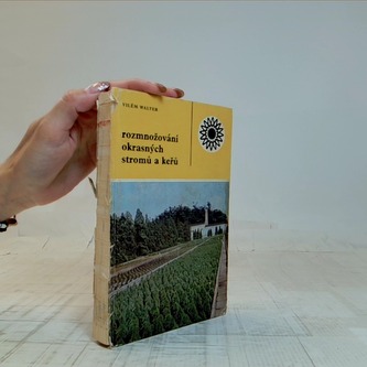 Rozmnožování okrasných stromů a keřů