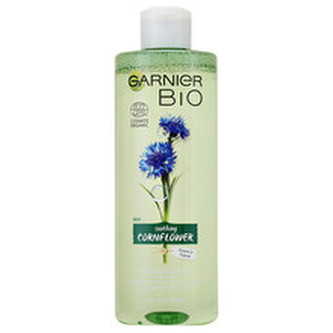 Garnier Micelární voda s organickou vodou z chrpy a organickou vodou z ječmene BIO Cornflower (Micellar Water) 400 ml woman