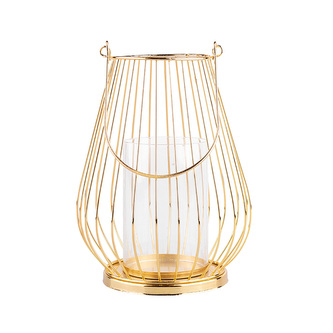 STOJAN NA SVÍČKY S PLETENÝM METALOVÝM RÁMEČKEM 18X18X23CM ZLATÝ