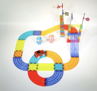 STAVEBNICE Autodráha Barevná Magnetická s elektrickým autem, 63 dílů