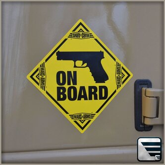 Samolepka GUN ON BOARD - žlutá