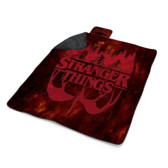 Plážová deka Stranger Things Red: 200x140 cm Plážová deka Stranger Things Red: 200x140 cm