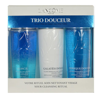 Lancôme Galatéis Douceur čisticí mléko Galateis Douceur 125 ml+ odličovač očí Bi-Facil 125 ml + čisticí voda Tonique Douceur 125 ml Lancôme Galatéis Douceur čisticí mléko Galateis Douceur 125 ml+ odličovač očí Bi-Facil 125 ml + čisticí voda Tonique Douceur 125 ml