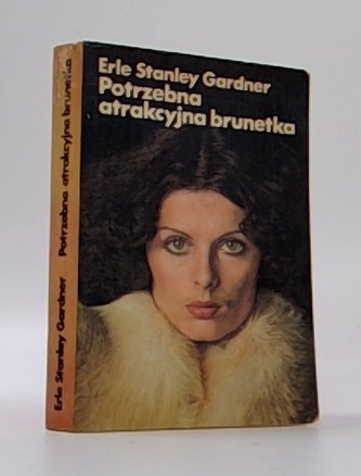 Potrzebna atrakcyjna brunetka