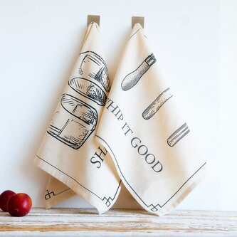 Sada kuchyňských utěrek | ARCANE | s černým vzorem | 2*45x65 cm | 893501 Homla Cena za 2 kusy
