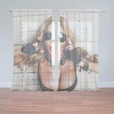 Záclony Žena s brýlemi: 2ks 150x250cm