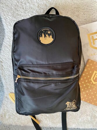 Batoh s emblémem Hogwarts, černý, Harry Potter