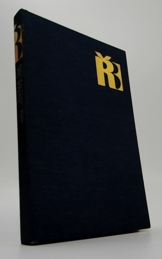 Přede mnou poklekni