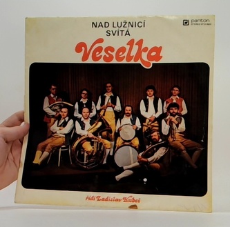Nad Lužnicí svítá veselka