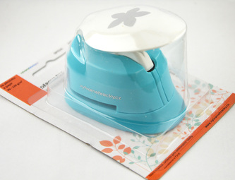 Děrovačka na pěnovku a papír 25 mm -  Kytka