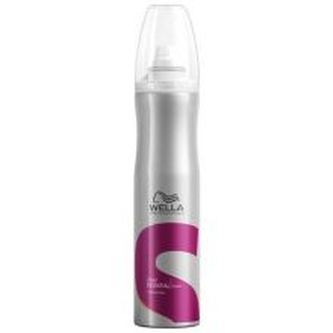 Wella Professional Stay Essential Finishing Spray - Lak na vlasy s lehkou fixací 300 ml pro ženy