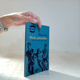 Škola přízraků